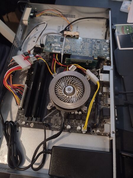 File:4u inside.jpg